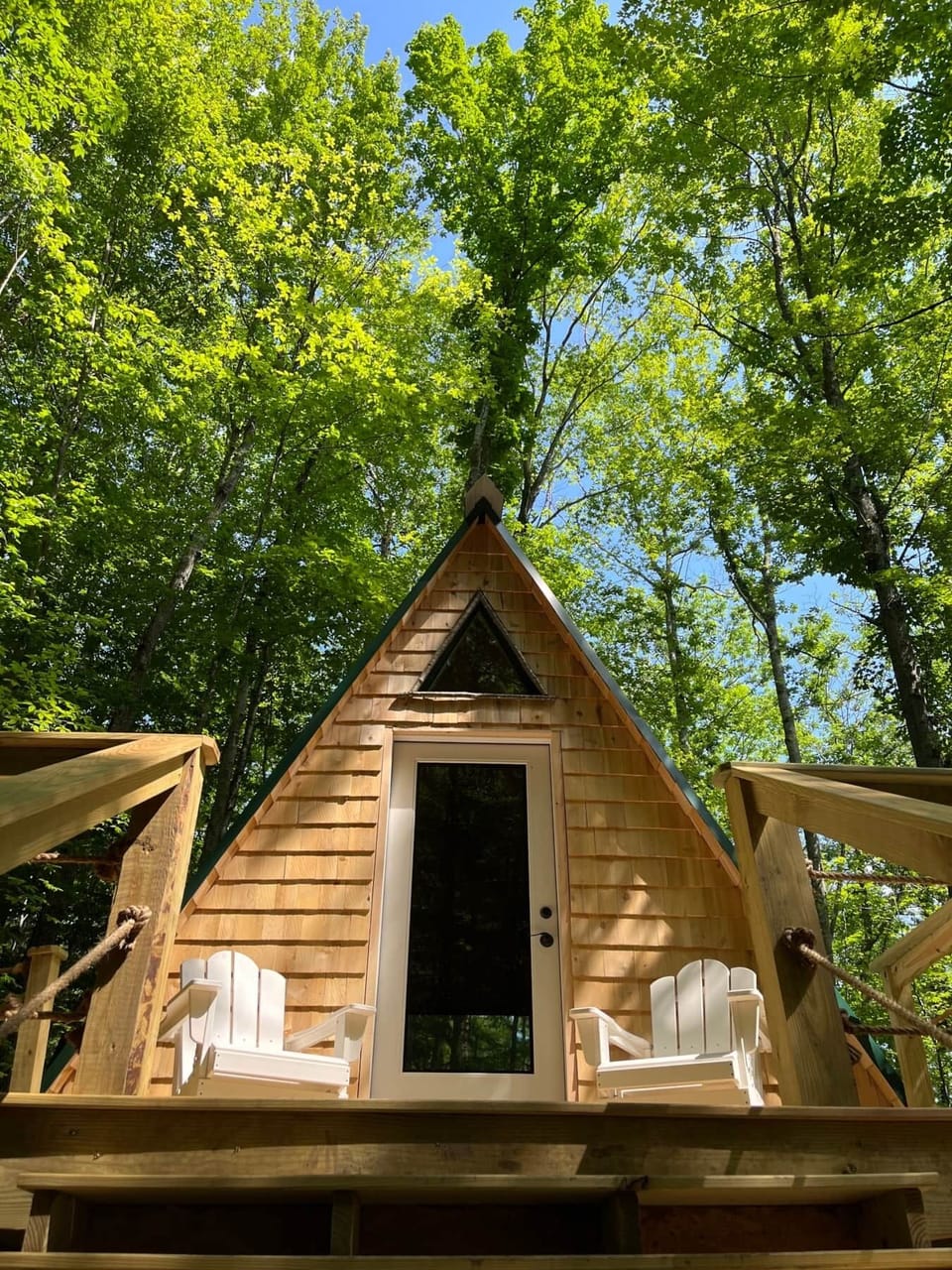 Front deck with chairs