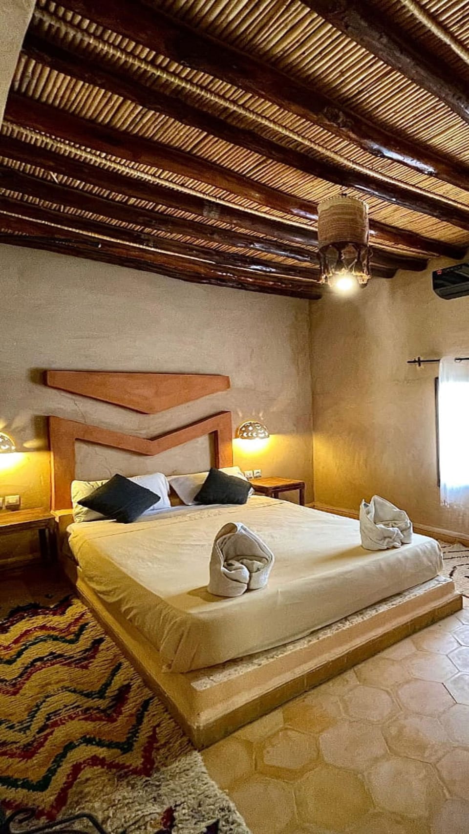 Basic Single Room | Premium bedding, memory foam beds, minibar, laptop workspace