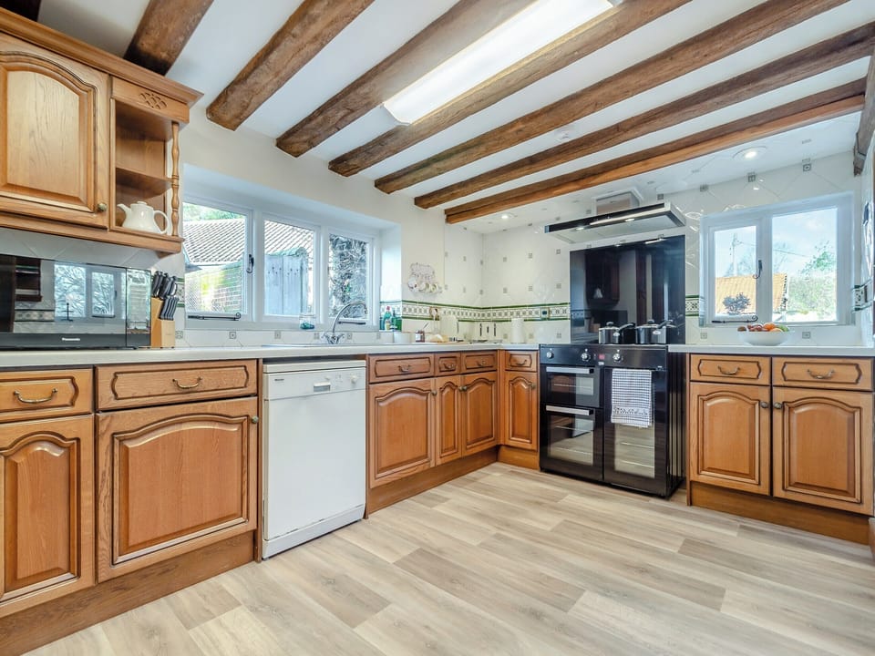 Kitchen | The Farmhouse - Wash Farm Barns, Banham