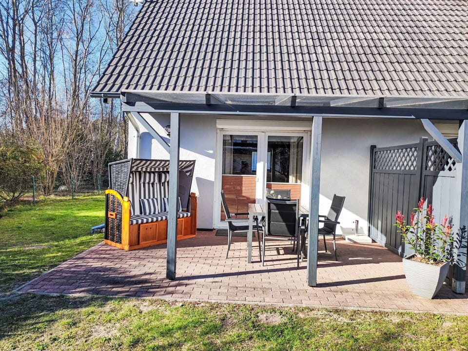 Porch, Home, Cottage, Door, Shade, Deck, Chair, Hardwood, Outdoor Furniture, Wood Stain