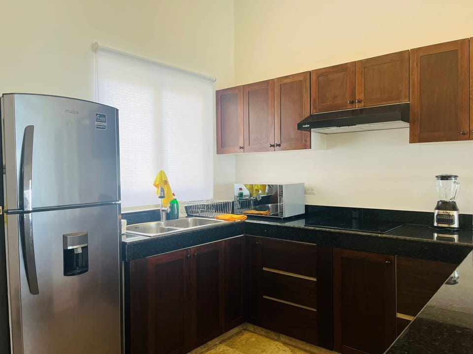 Fully equipped kitchen