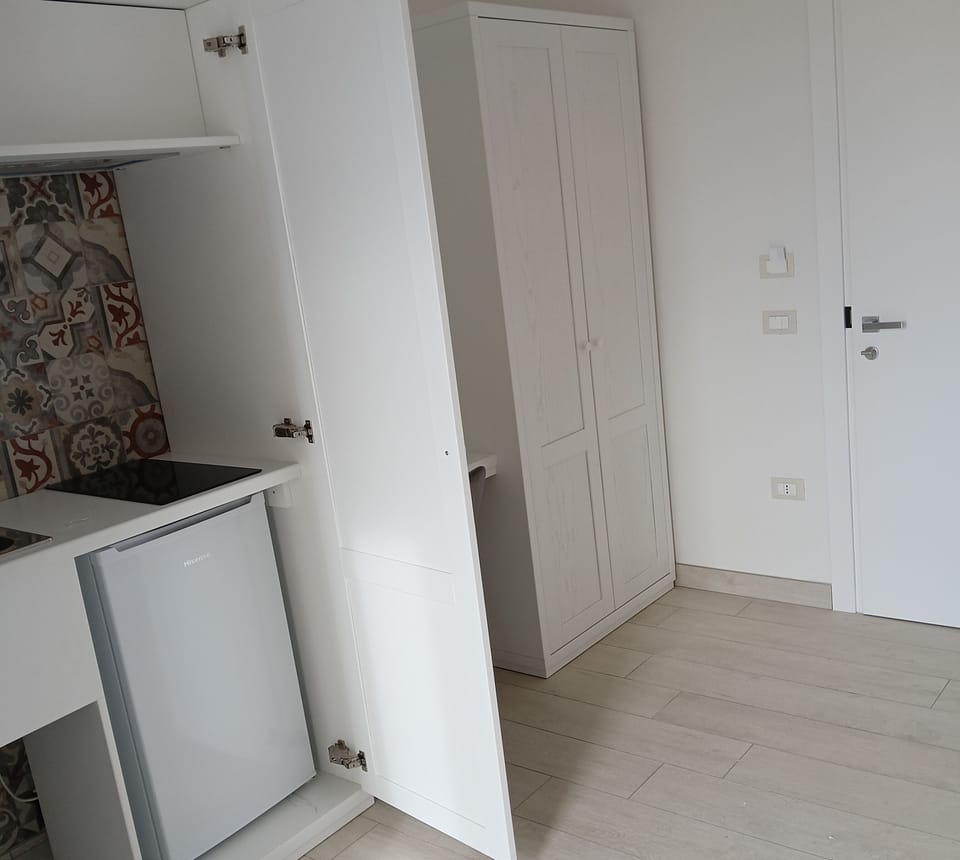 Deluxe Room | Private kitchen
