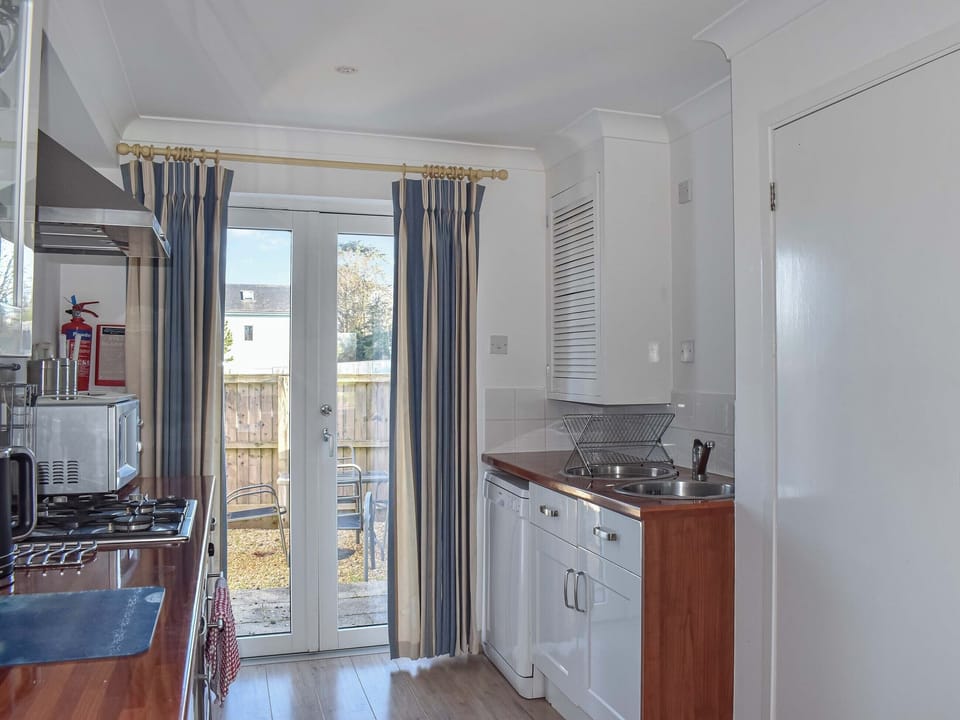 Open plan living space | Maltings Cottage, Yarmouth