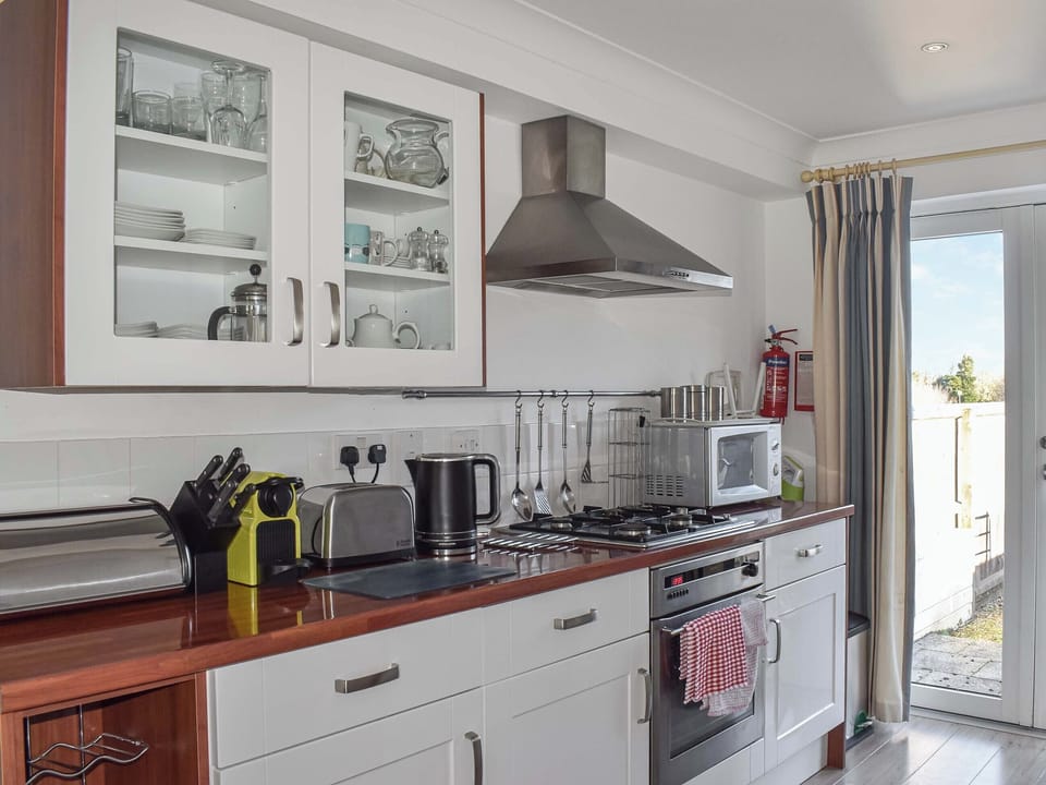 Open plan living space | Maltings Cottage, Yarmouth