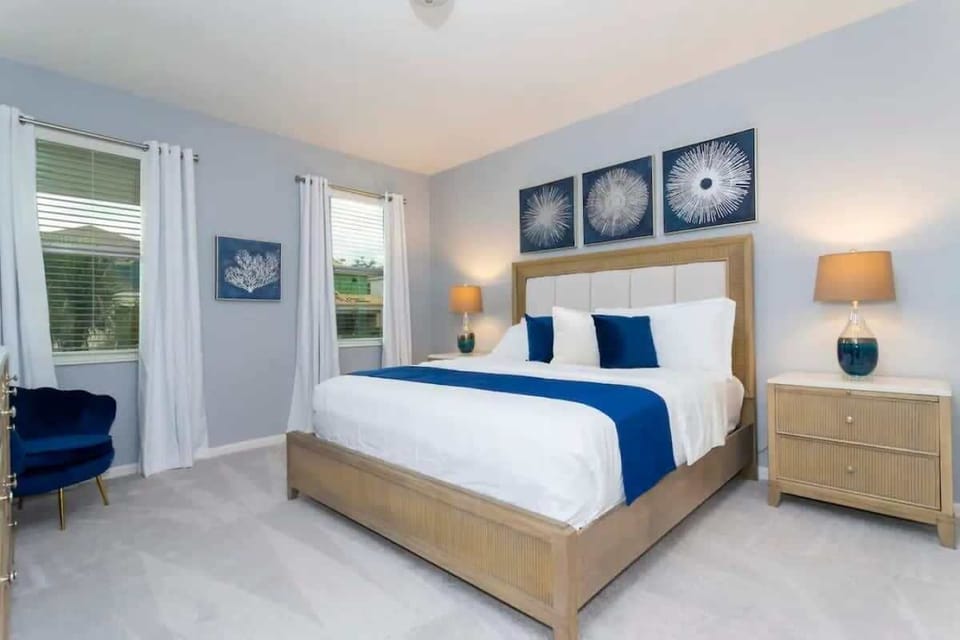 King bedroom