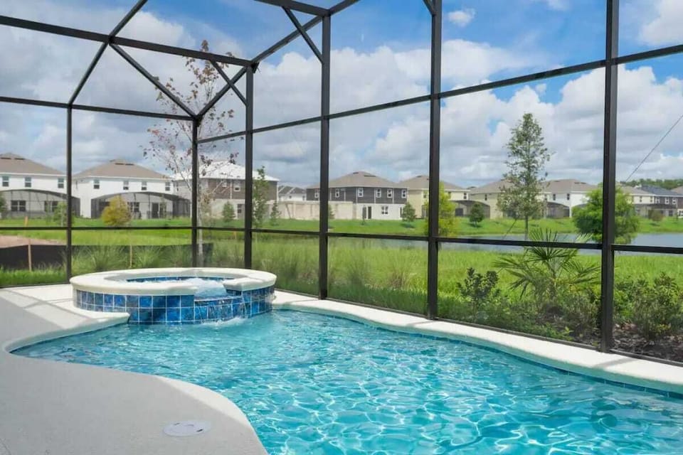 Private back patio with lake view