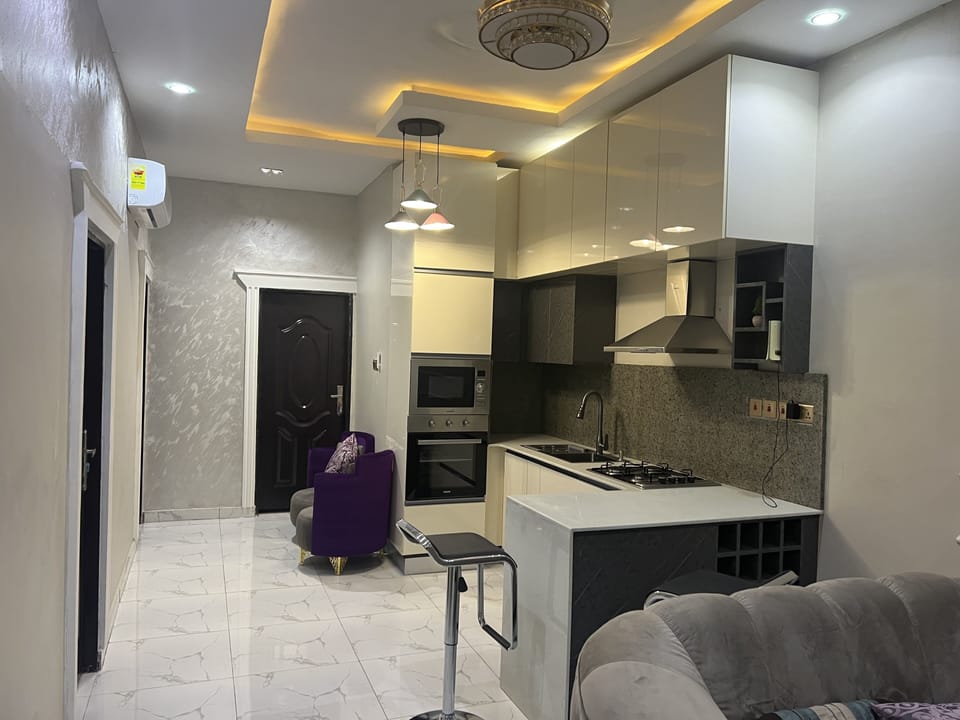 Luxury Double Room | Living area | 32-inch Smart TV with satellite channels, fireplace, Netflix