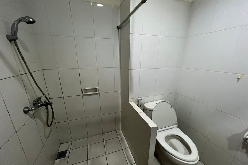 Double Room | Bathroom | Shower, soap