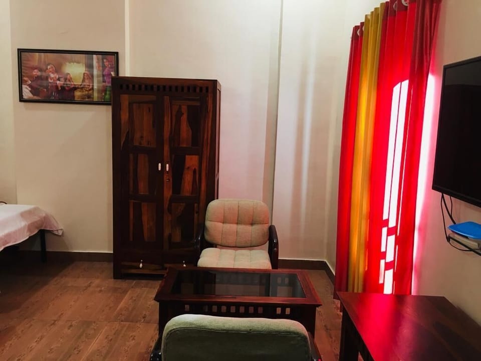 Classic Triple Room | Premium bedding, individually decorated, individually furnished
