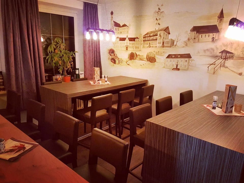 Cocktail bar