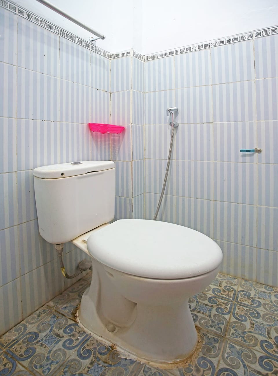 Standard Double Room | Bathroom | Shower, towels, soap