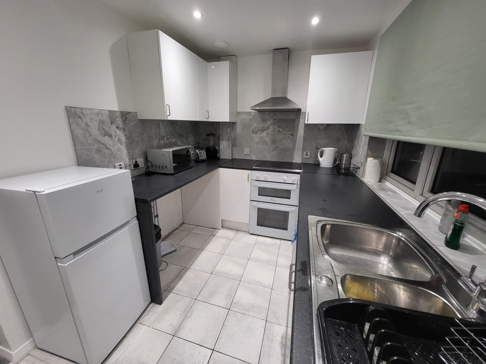 Apartment | Private kitchen | Fridge, microwave, oven, stovetop