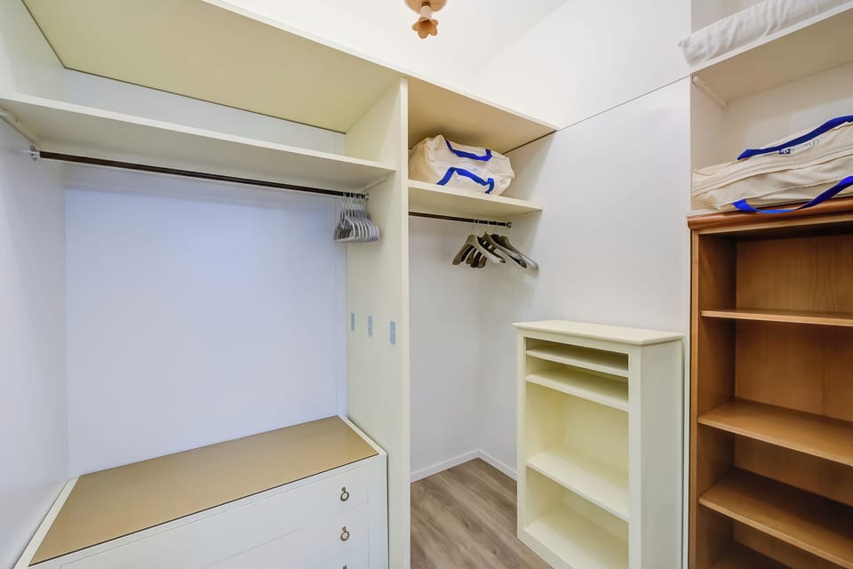 Family Apartment, Multiple Bedrooms, Refrigerator & Microwave (Domus Raffaella) | Interior