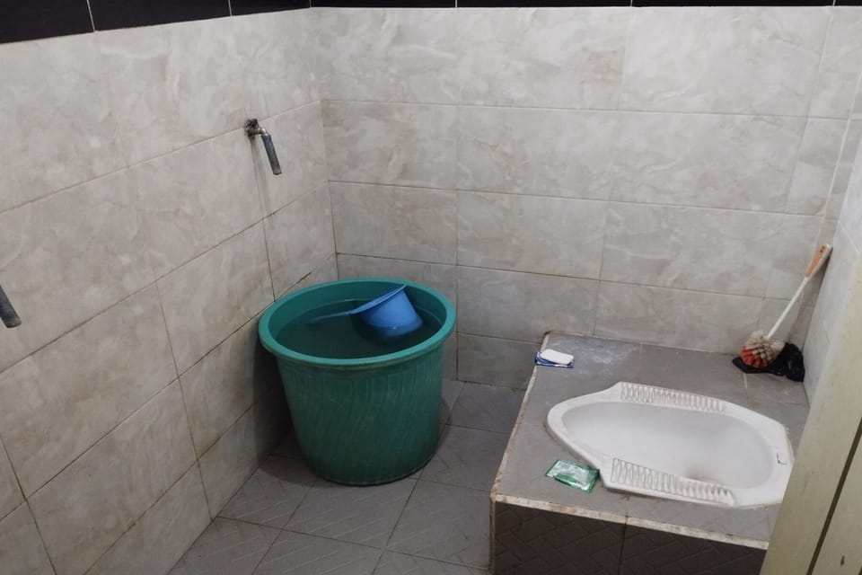 Standard Double Room | Bathroom | Shower, soap