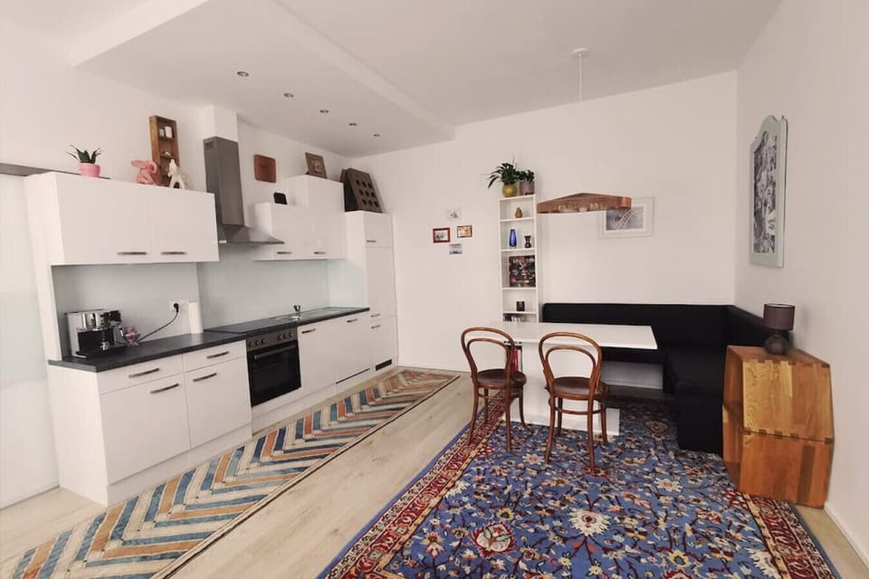 Kitchen/Dining table