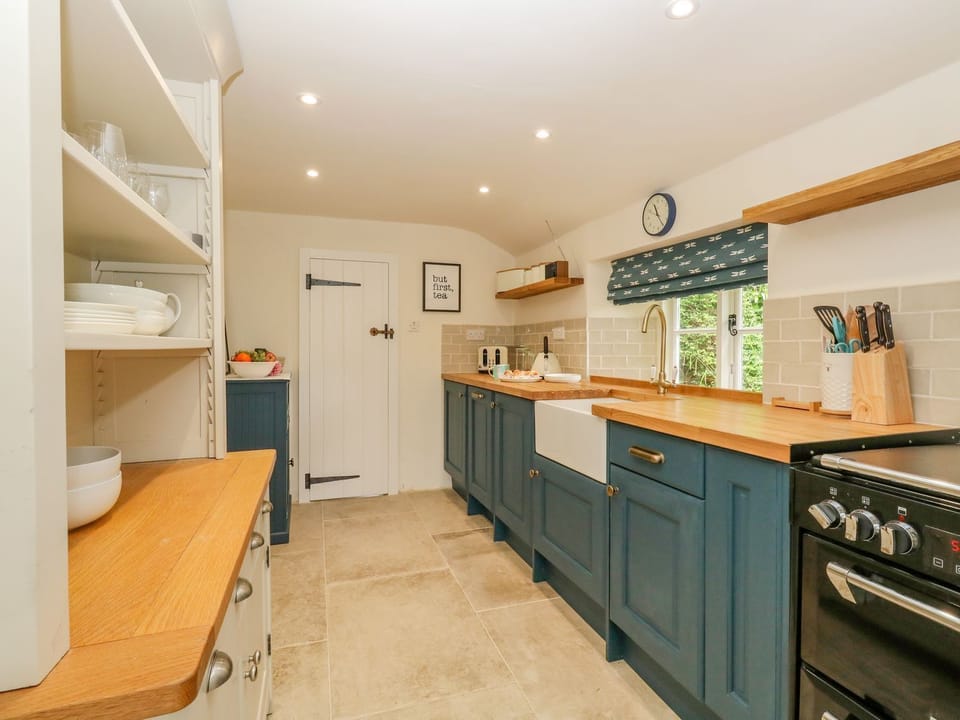Fridge, dishwasher, electric kettle, toaster