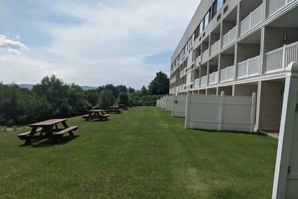 Back view of condo