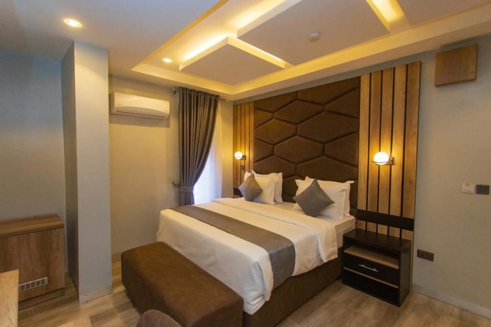 1 bedroom, in-room safe, free WiFi