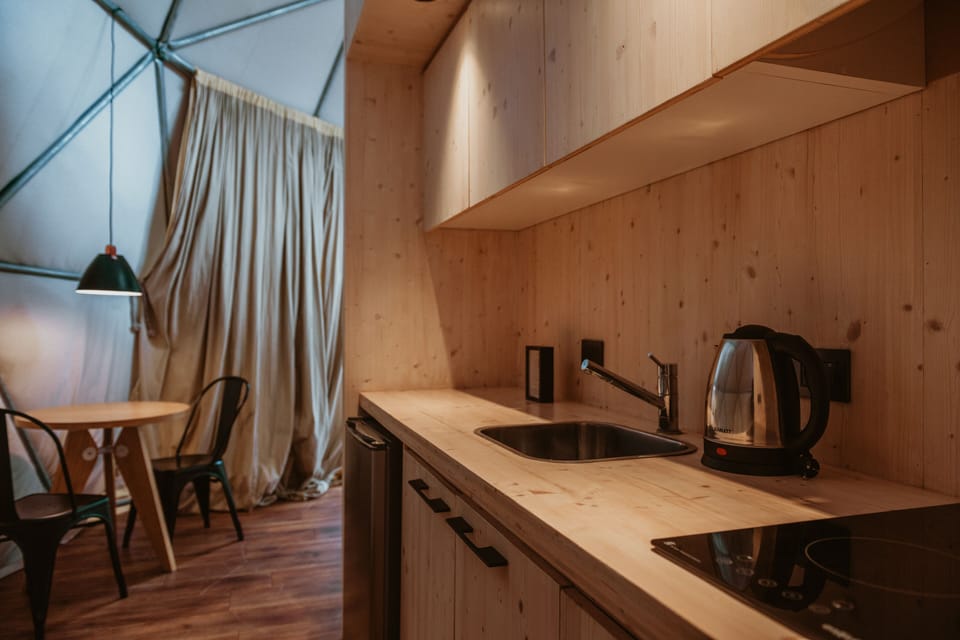 Quadruple Room | Private kitchen | Mini-fridge, highchair