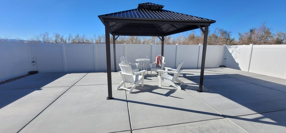 Covered patio area 