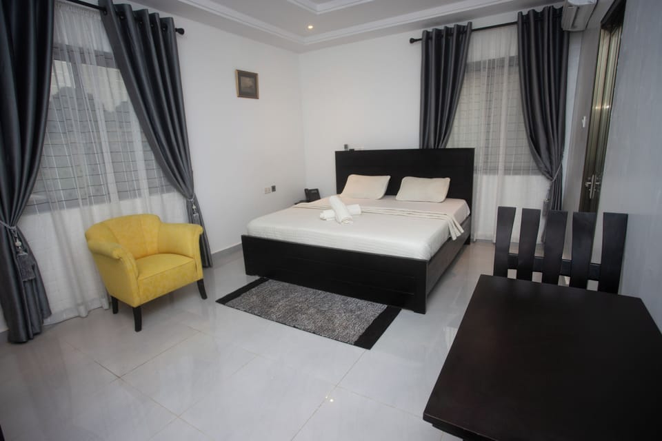 Deluxe Double Room, Non Smoking | Desk, laptop workspace, soundproofing, WiFi (free)