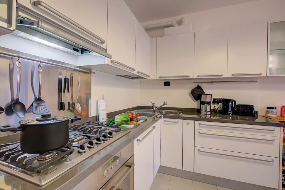 Family Apartment, 1 Bedroom, Balcony (Lenni Apart. Swimming Pool and lake) | Private kitchen | Fridge, oven, stovetop, dishwasher