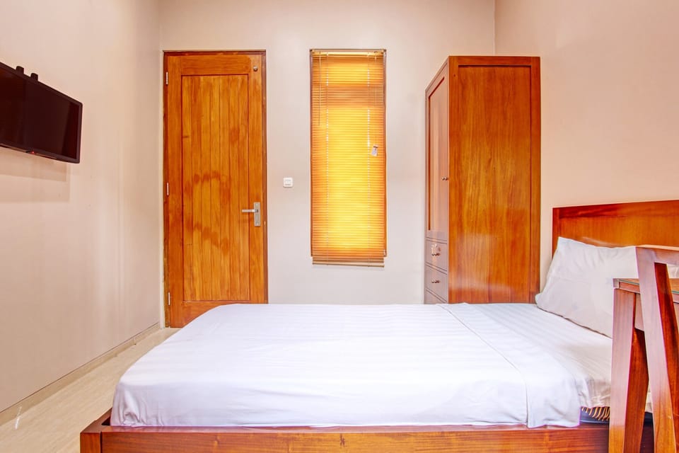 Deluxe Single Room | Desk, free WiFi, bed sheets