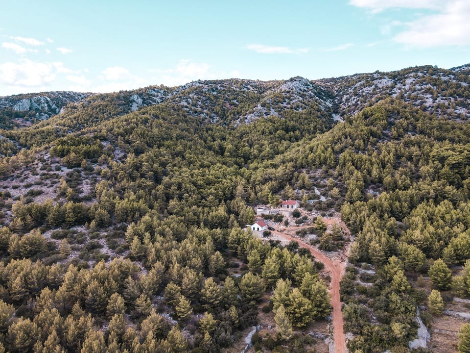 Aerial shot of Falcon View - total privacy