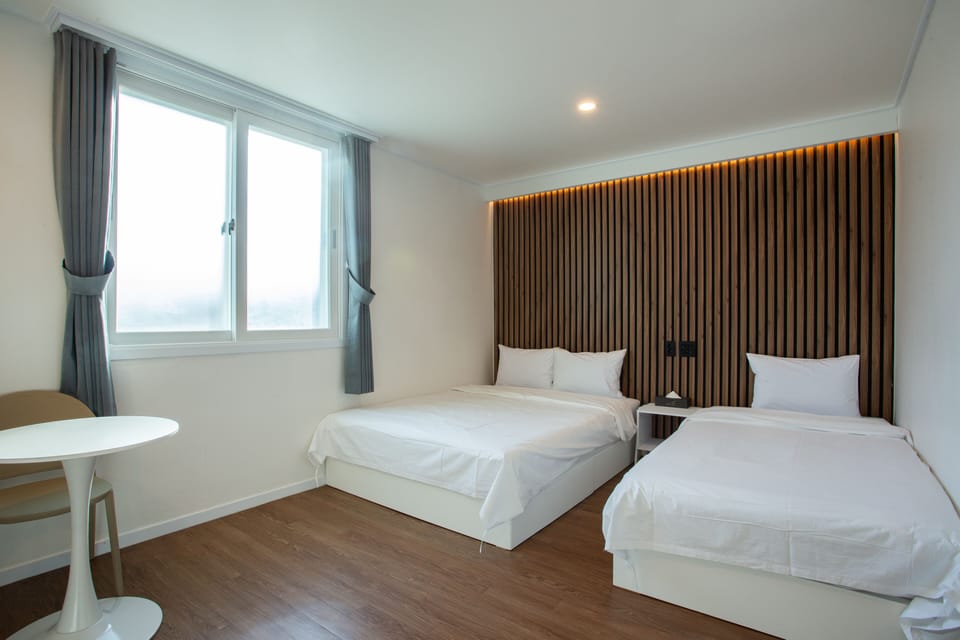 Standard Twin Room | Free WiFi