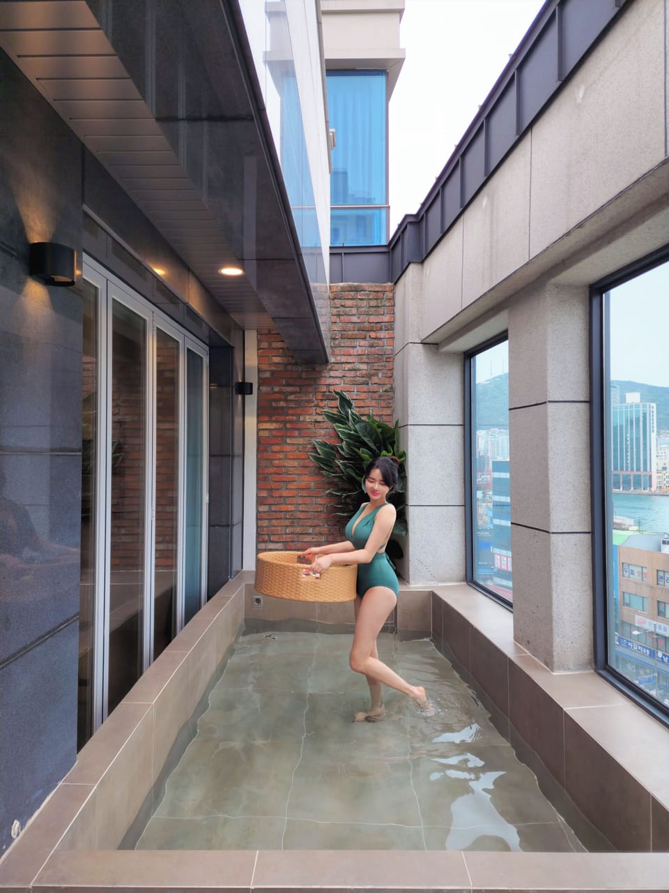 Private pool