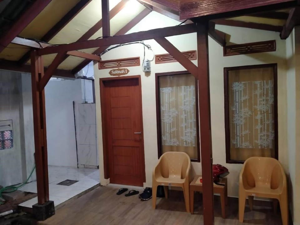 Deluxe Double Room | Free WiFi, bed sheets