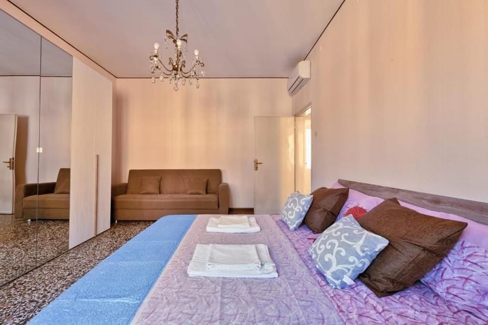 Classic Room | Free WiFi