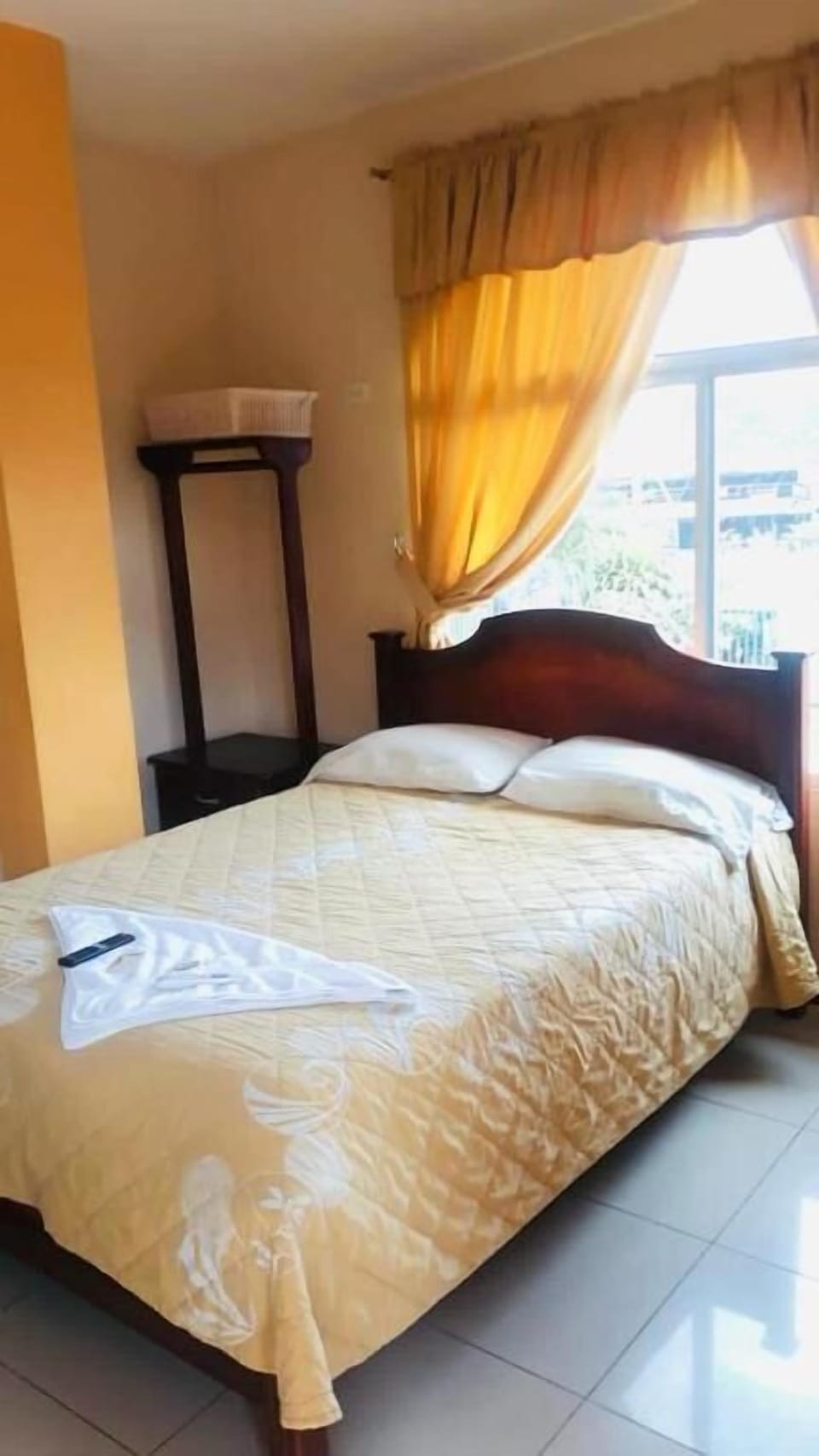 Standard Double or Twin Room | WiFi (free), bed sheets