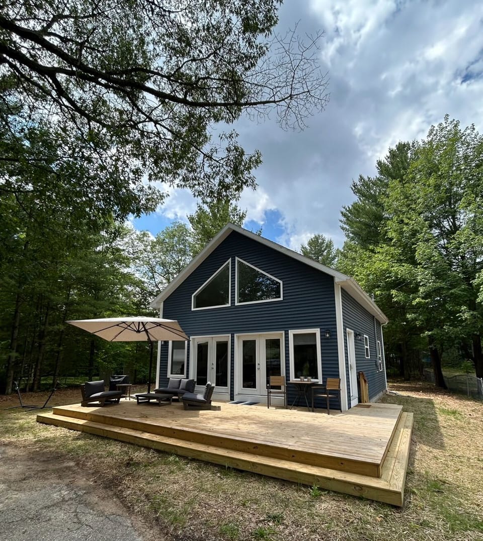 Welcome to the Blue Elk!