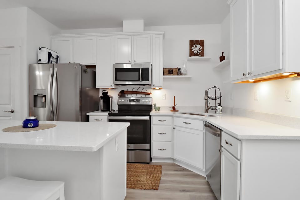 House, Multiple Beds (Waterside Retreat) | Private kitchen