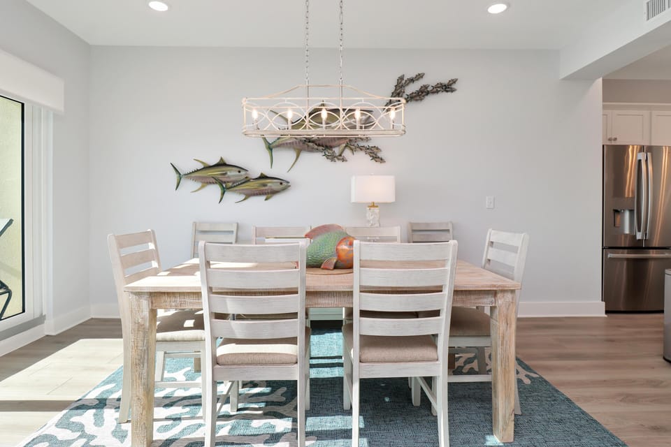 Condo, Multiple Beds (The Vue 2C) | Dining