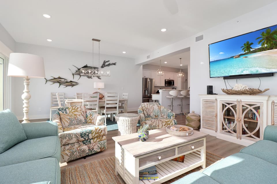 Condo, Multiple Beds (The Vue 2C) | Living area