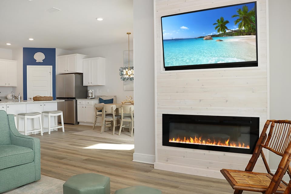 House, Multiple Beds (Shell Yeah PSJ) | Living area