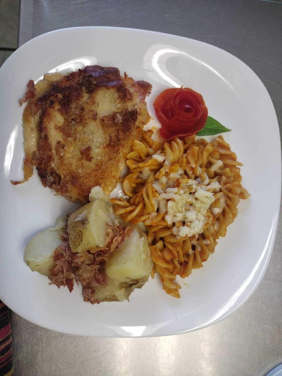 Free daily local cuisine breakfast
