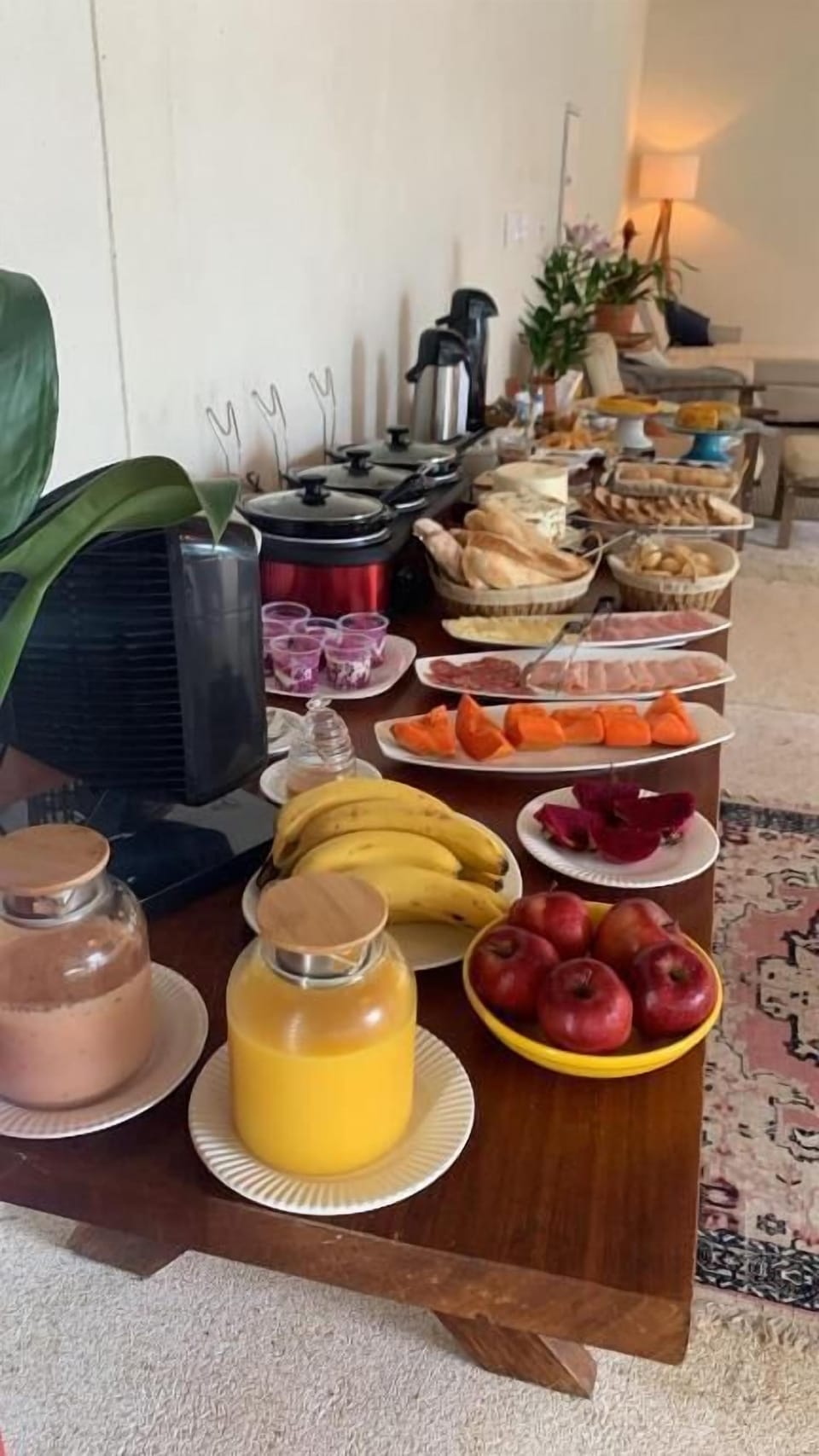 Free daily buffet breakfast
