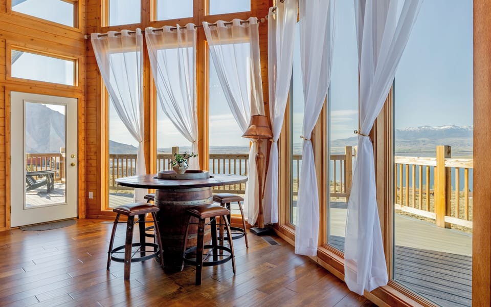 Larger families and groups will enjoy this spacious home
