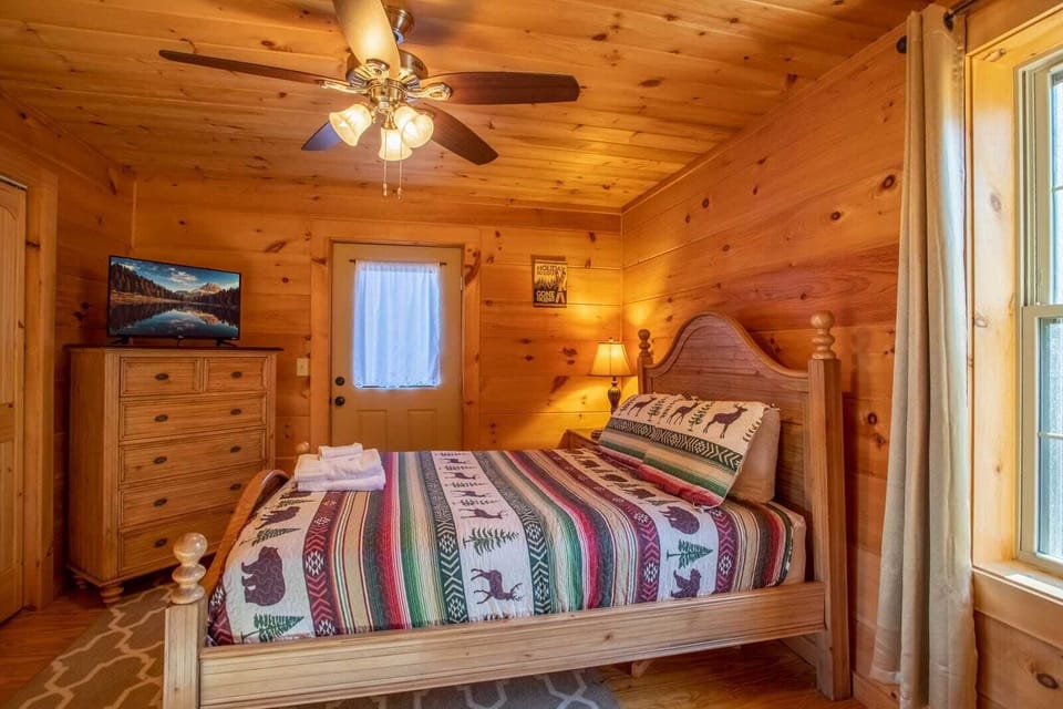 TV and Double Bed in the Guest Bedroom