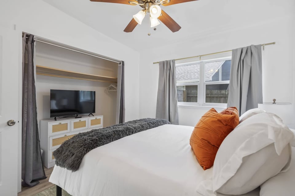 Basic House | 3 bedrooms, free WiFi