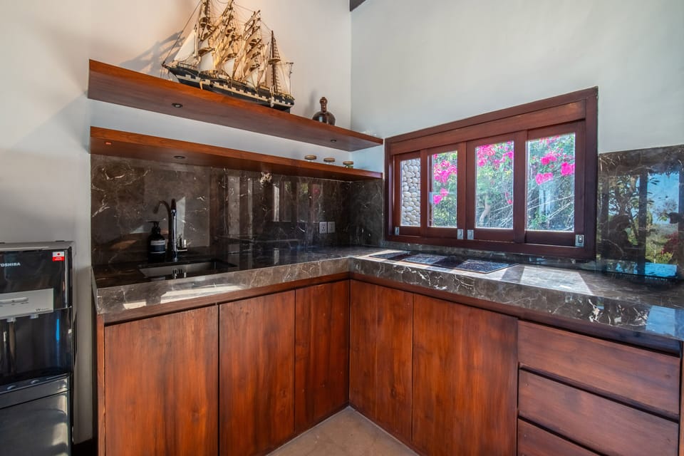 Luxury Villa | Private kitchen | Electric kettle, toaster, cleaning supplies