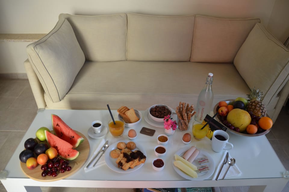 Breakfast meal