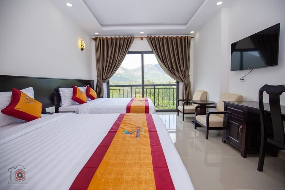 Superior Quadruple Room | Minibar (some free items), in-room safe, desk, soundproofing