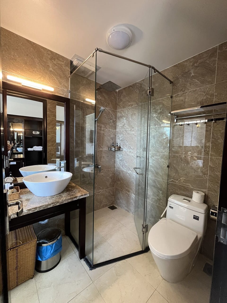 Shower, rainfall showerhead, hair dryer, slippers