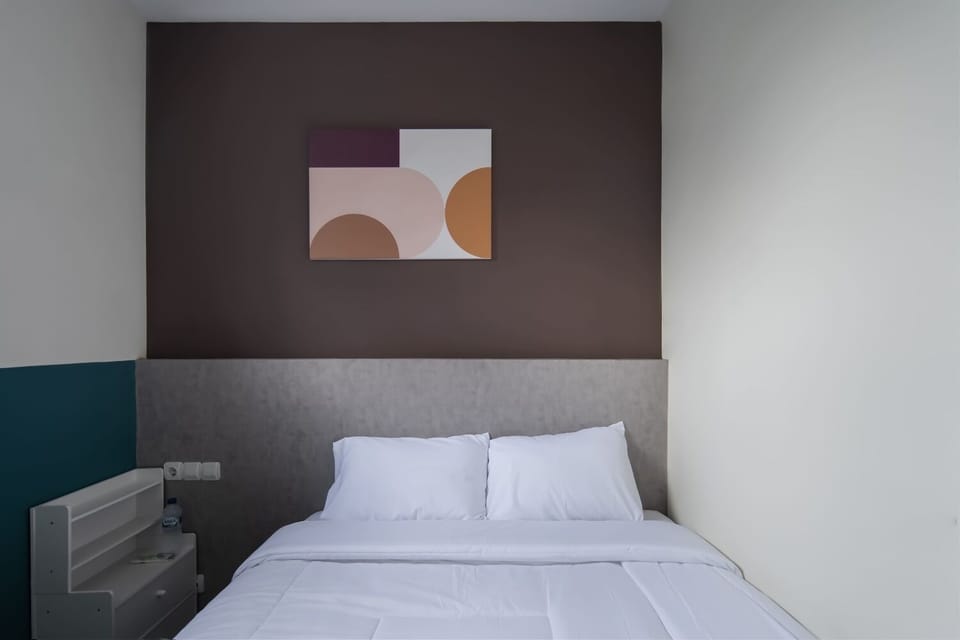 Premium Room | 1 bedroom, desk, free WiFi, bed sheets