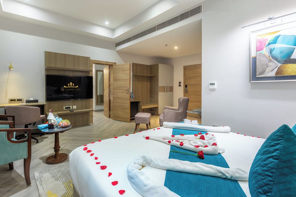 Super Deluxe Room | Hypo-allergenic bedding, minibar, in-room safe, individually furnished