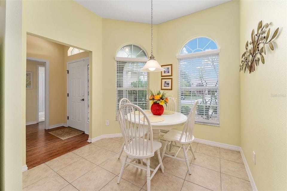 Breakfast Nook